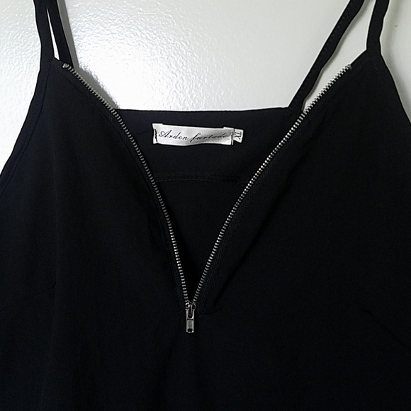 Spaghetti straps top - Picture 2 of 4